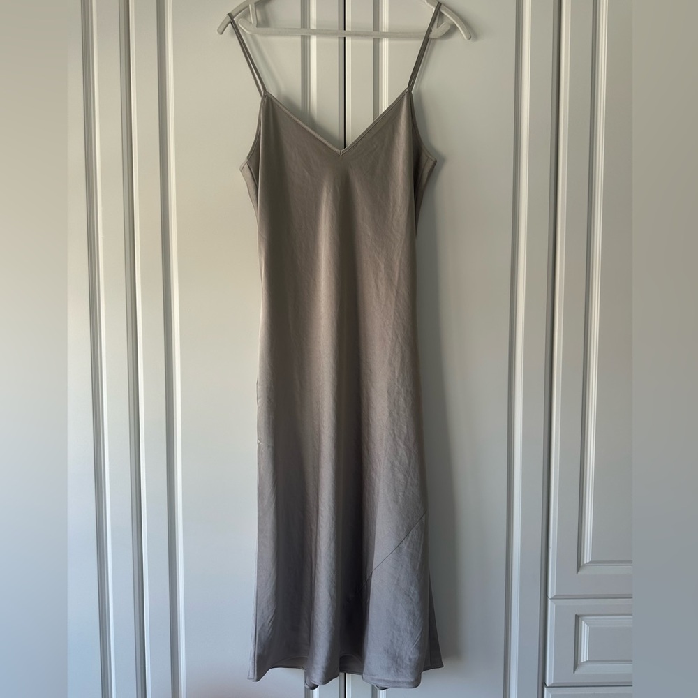 Aritzia Wilfred Silver “Slip Midi” Dress, Size Medium BNWT,  Unworn
